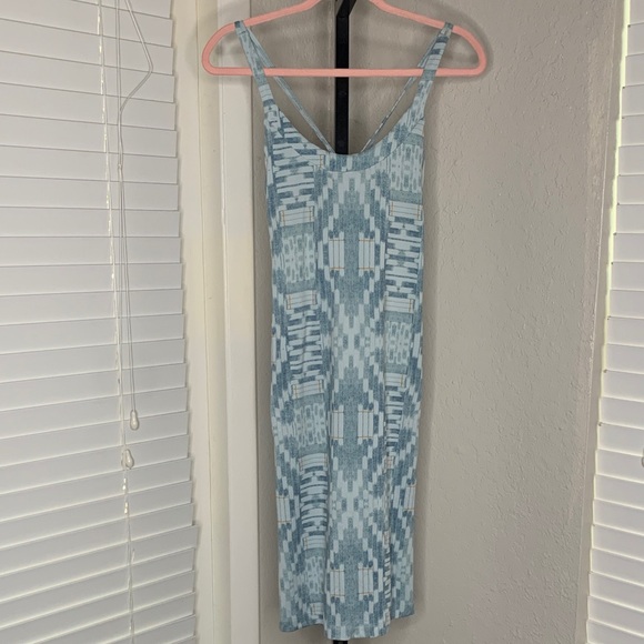 Title nine built in bra yes dress inca fit and flare dress medium - Picture 2 of 9